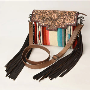 Henryatta Crossbody